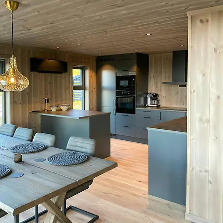 Vakantiehuis Modern With Outdoor Sauna By Nord-mesna
